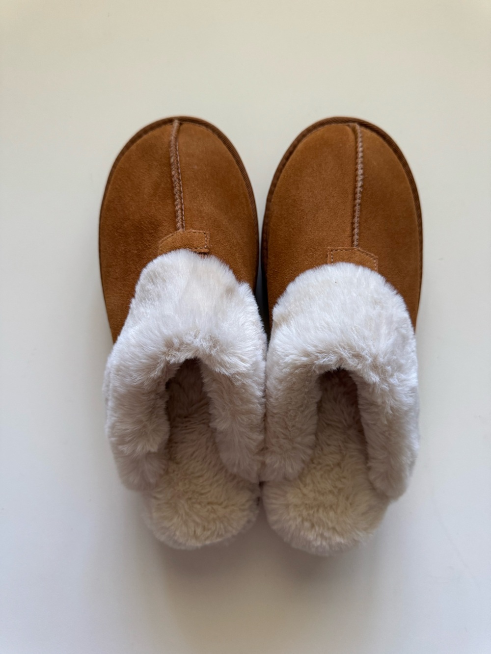 Cozy Faux Suede Slippers with Plush Lining - Brown